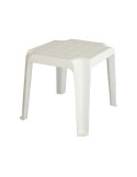 Tavolo basso in resina, impilabile, di colore bianco.mtz1040001